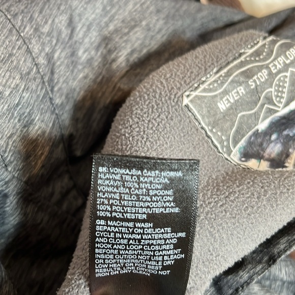 The North Face Boys Black/Gray Jacket Hoodie Warm Storm Full Zipper Size XL - Picture 11 of 11